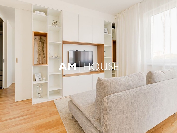 Pronájem bytu 2+kk 50 m² - foto 5