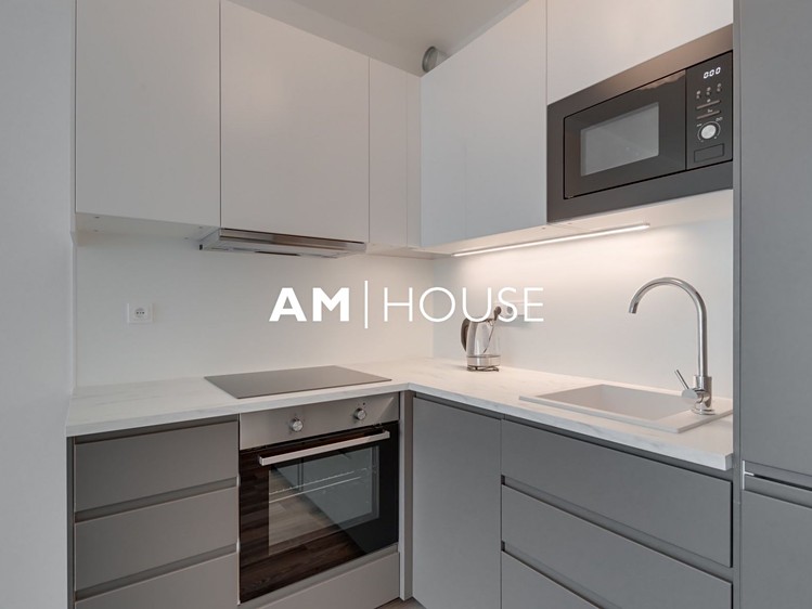 Pronájem bytu 1+kk 38 m² - foto 2