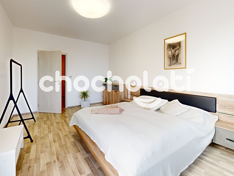 Pronájem bytu 2+kk 85 m² - foto 2