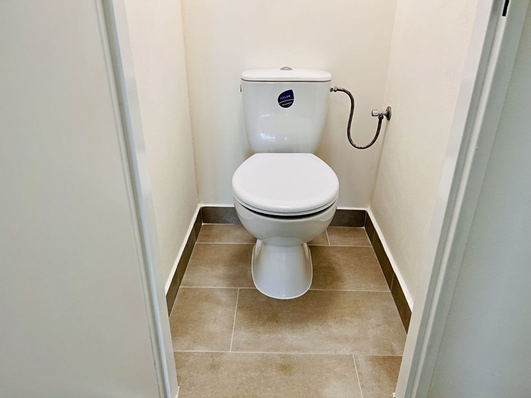 Pronájem bytu 3+1 66 m² - foto 6