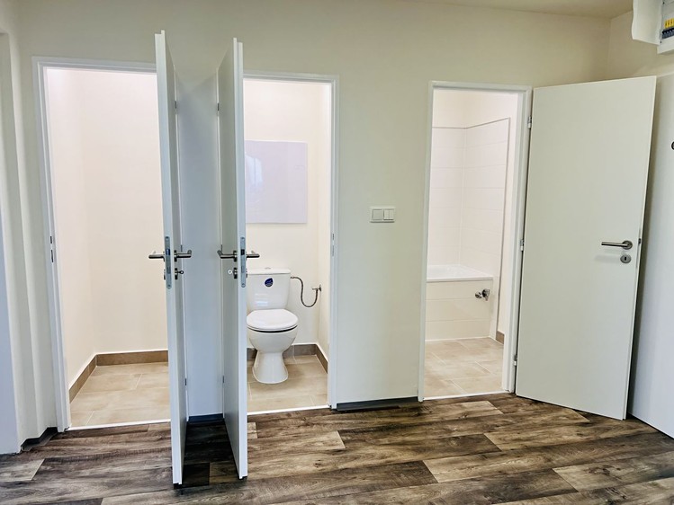 Pronájem bytu 3+1 66 m² - foto 8