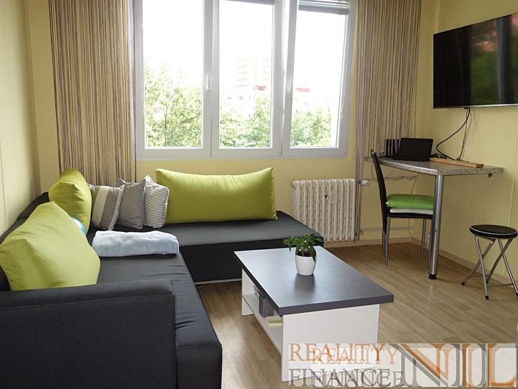 Pronájem bytu 1+1 38 m² - foto 3