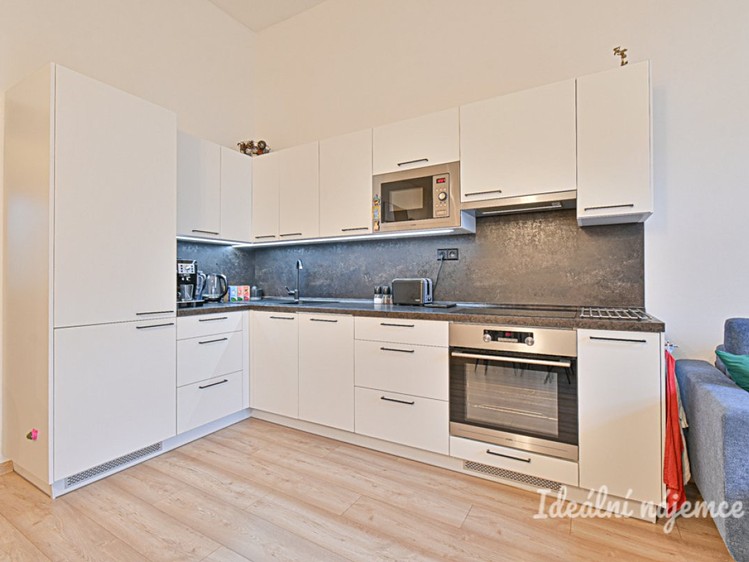 Pronájem bytu 2+kk 51 m² - foto 2