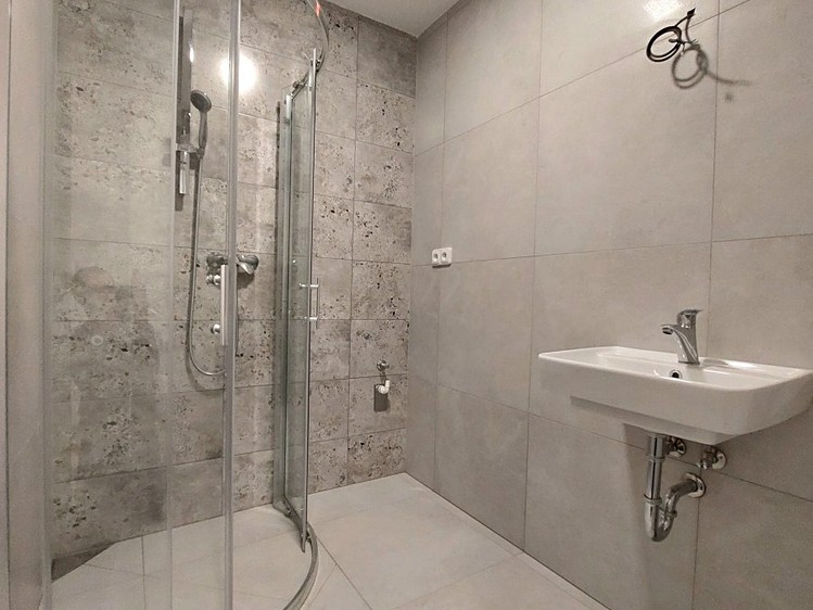 Pronájem bytu 3+1 68 m² - foto 2
