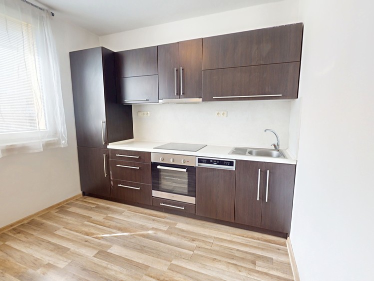 Pronájem bytu 1+1 37 m² (Jednopodlažní) - foto 1