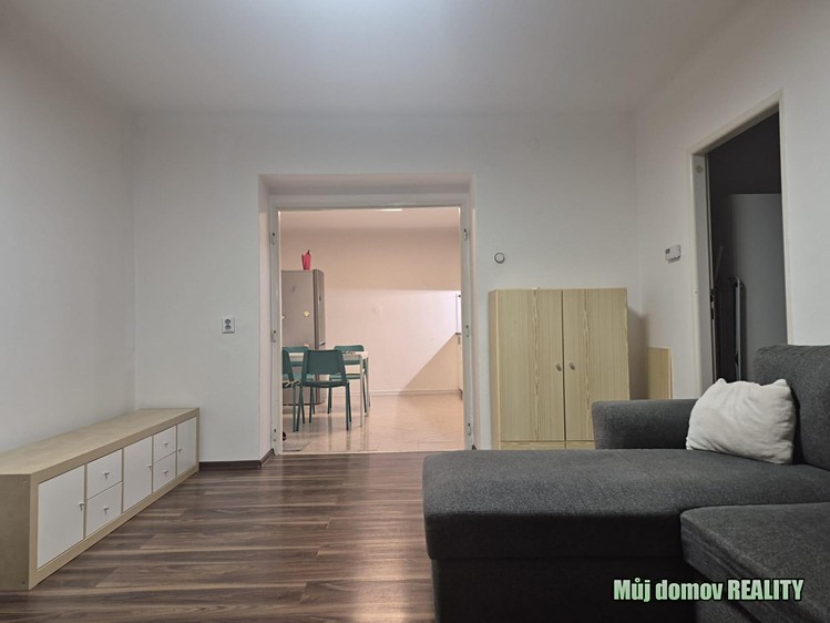 Pronájem bytu 2+1 50 m² - foto 7