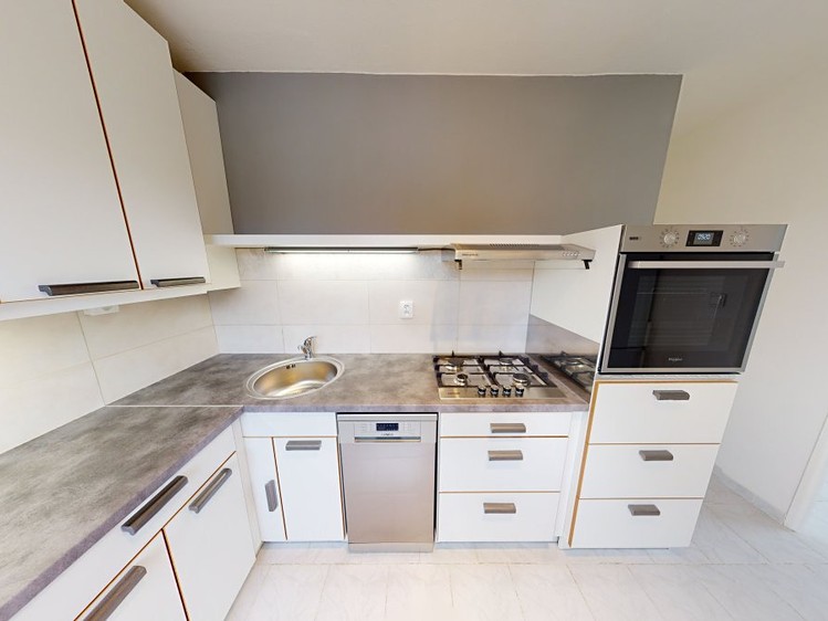 Pronájem bytu 2+kk 40 m² - foto 2
