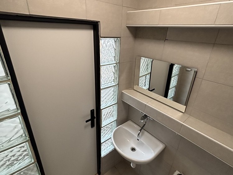 Pronájem bytu 3+1 56 m² - foto 6