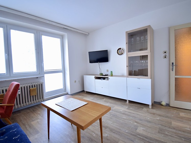Pronájem bytu 1+1 35 m² - foto 1
