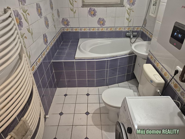 Pronájem bytu 2+1 50 m² (Jednopodlažní) - foto 2