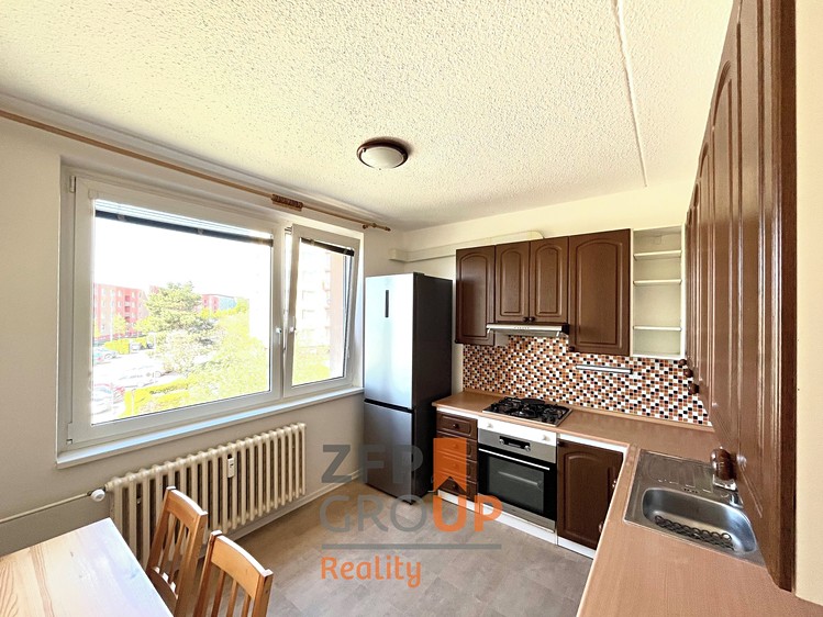 Pronájem bytu 2+1 53 m² - foto 1