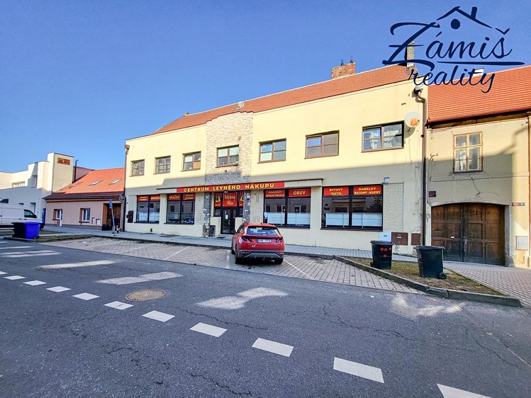 Pronájem bytu 2+kk 52 m² (Jednopodlažní) - foto 1
