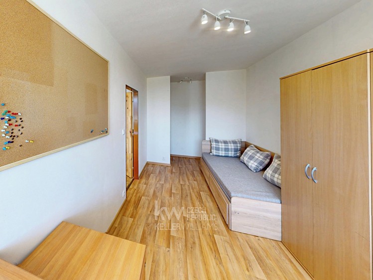 Pronájem bytu 3+1 66 m² - foto 8