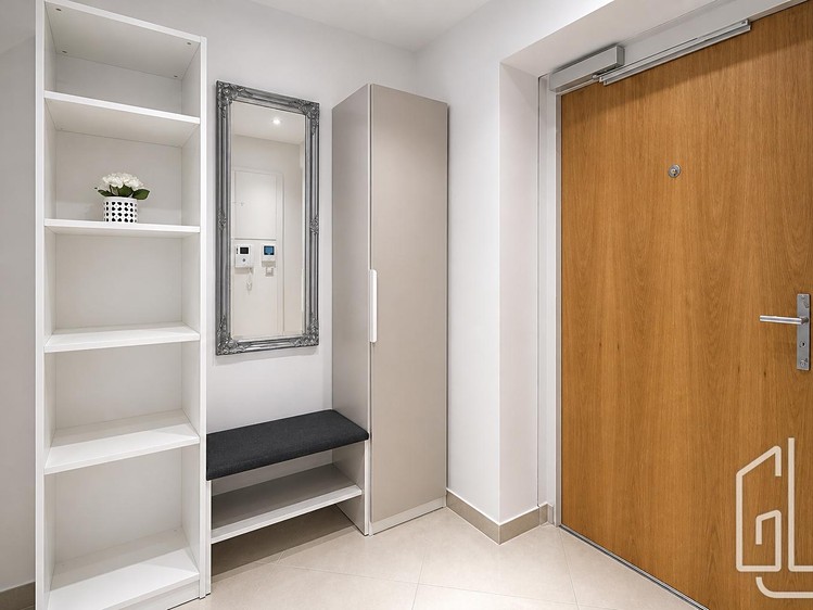 Pronájem bytu 1+kk 38 m² - foto 5