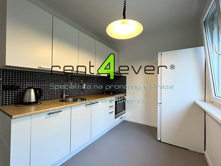 Pronájem bytu 2+1 54 m² - foto 1