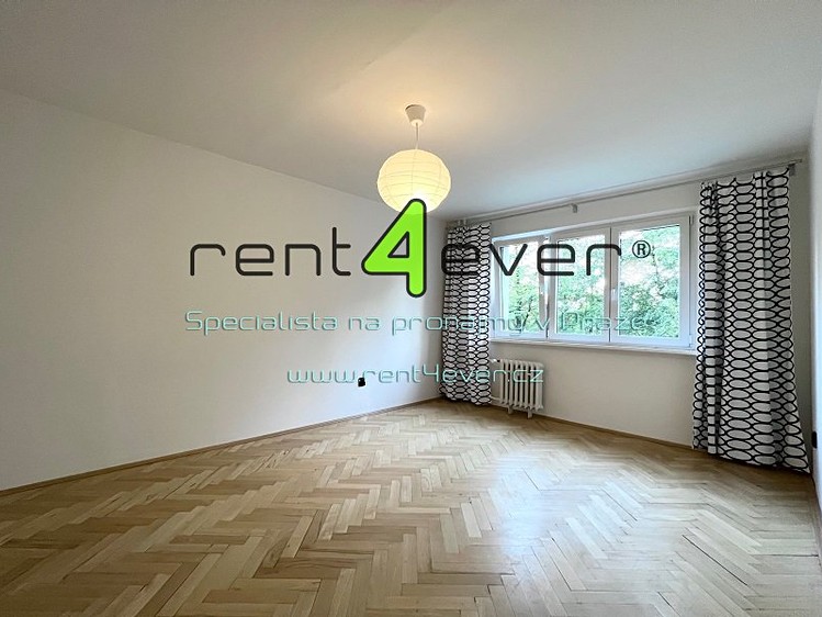 Pronájem bytu 2+1 54 m² - foto 7