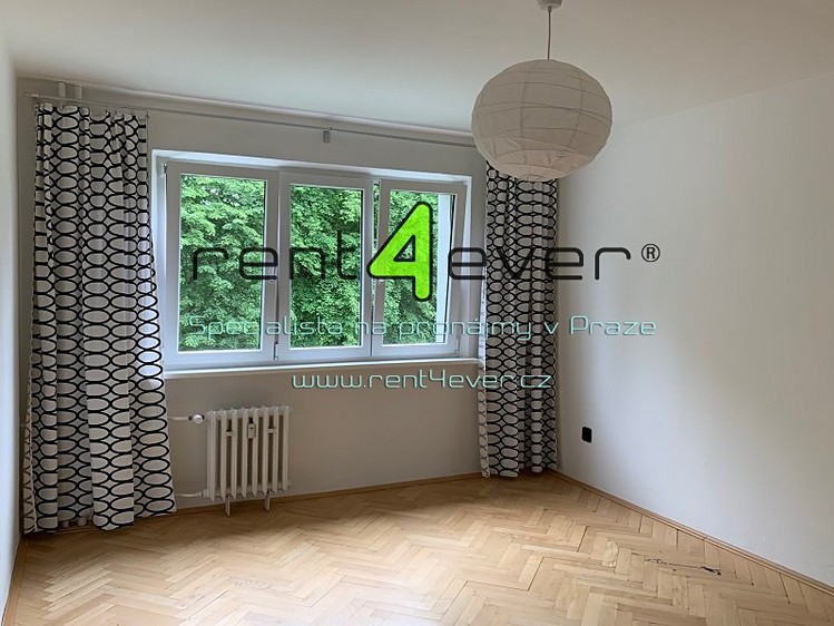Pronájem bytu 2+1 54 m² - foto 8