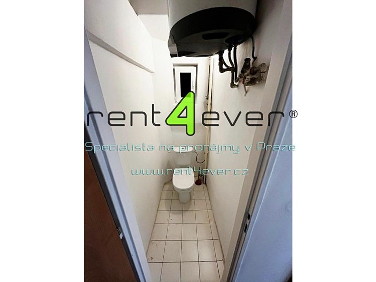 Pronájem bytu 1+kk 20 m² - foto 5
