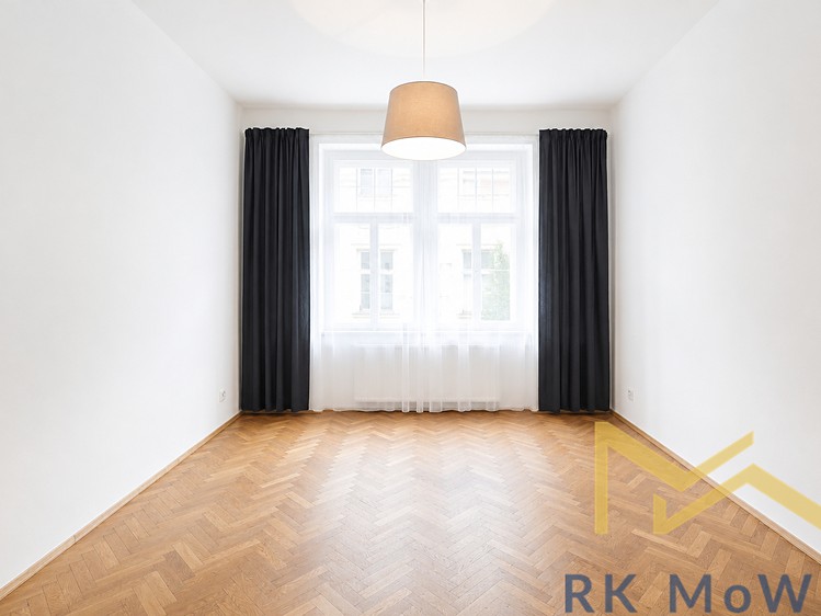 Pronájem bytu 3+kk 93 m² - foto 5