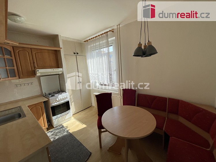 Pronájem bytu 3+1 57 m² - foto 3