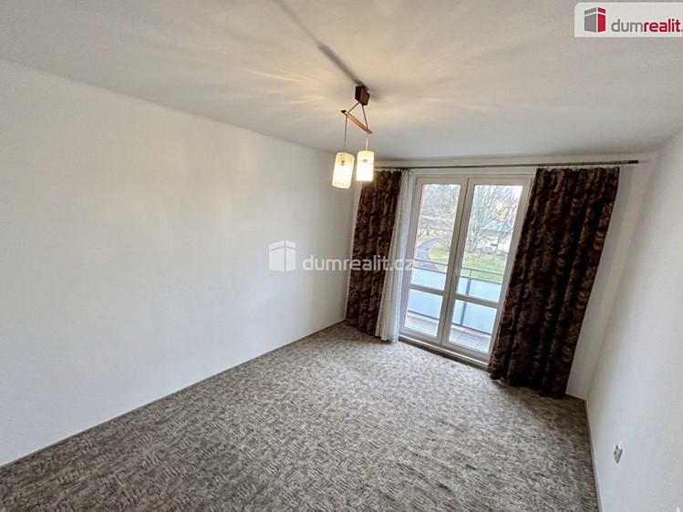Pronájem bytu 2+1 53 m² - foto 4