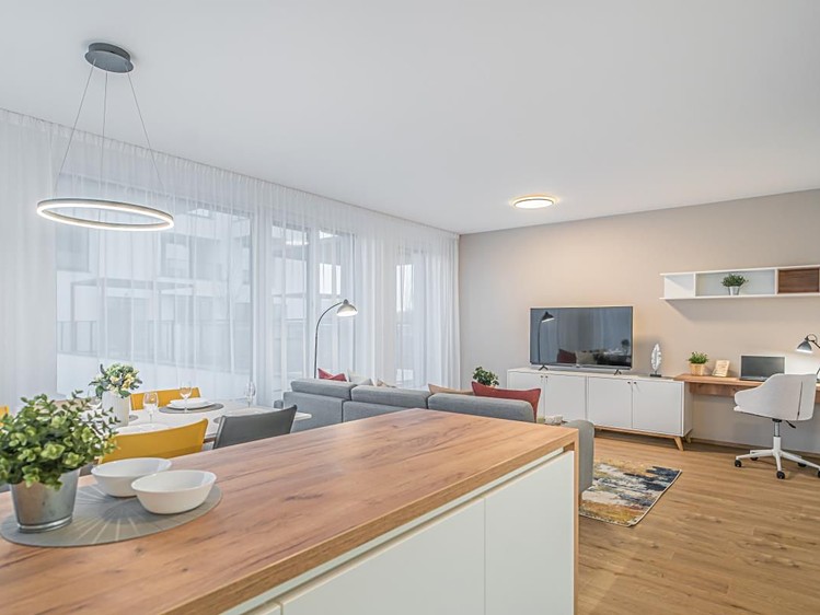 Pronájem bytu 3+kk 82 m² - foto 3