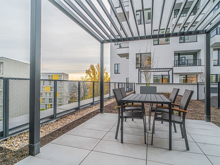 Pronájem bytu 2+1 59 m² - foto 3