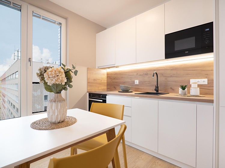 Pronájem bytu 2+1 59 m² - foto 1