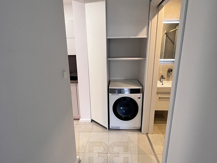 Pronájem bytu 3+kk 65 m² - foto 8