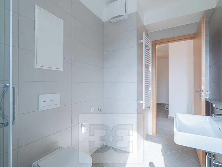 Pronájem bytu 1+kk 34 m² - foto 8