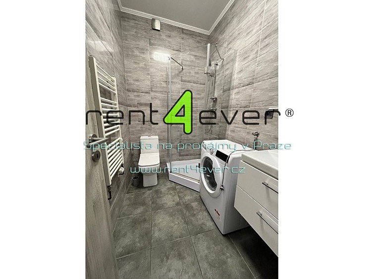 Pronájem bytu 2+kk 40 m² - foto 2