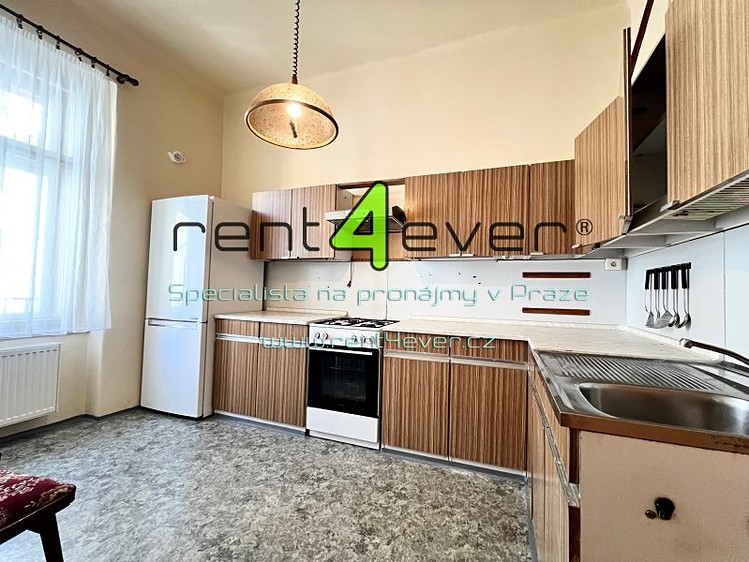 Pronájem bytu 4+1 110 m² - foto 3