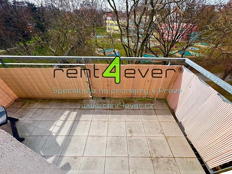 Pronájem bytu 3+kk 53 m² - foto 3