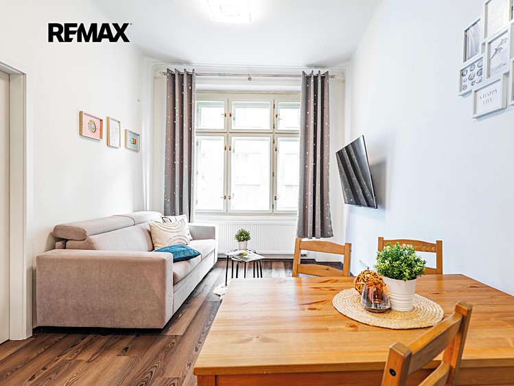 Pronájem bytu 2+kk 48 m² - foto 2