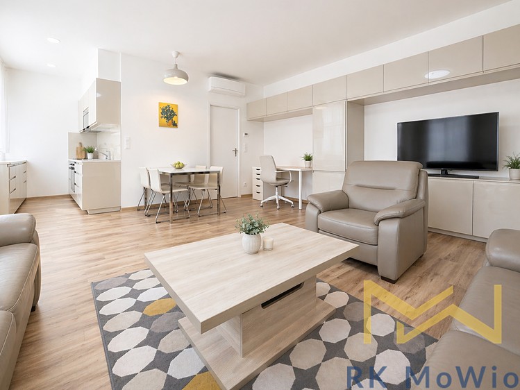 Pronájem bytu 2+kk 73 m² - foto 4