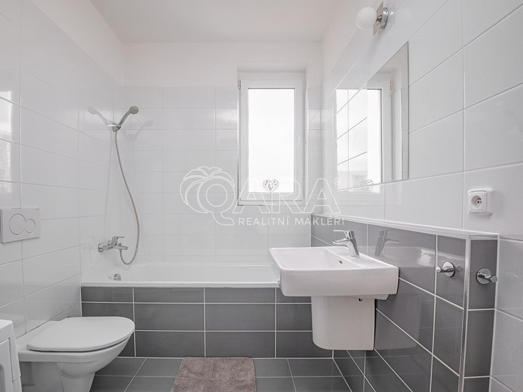 Pronájem bytu 1+kk 30 m² (Jednopodlažní) - foto 8