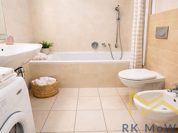 Pronájem bytu 5+1 168 m² - foto 4