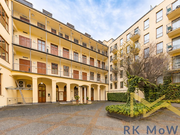 Pronájem bytu 5+1 168 m² - foto 5