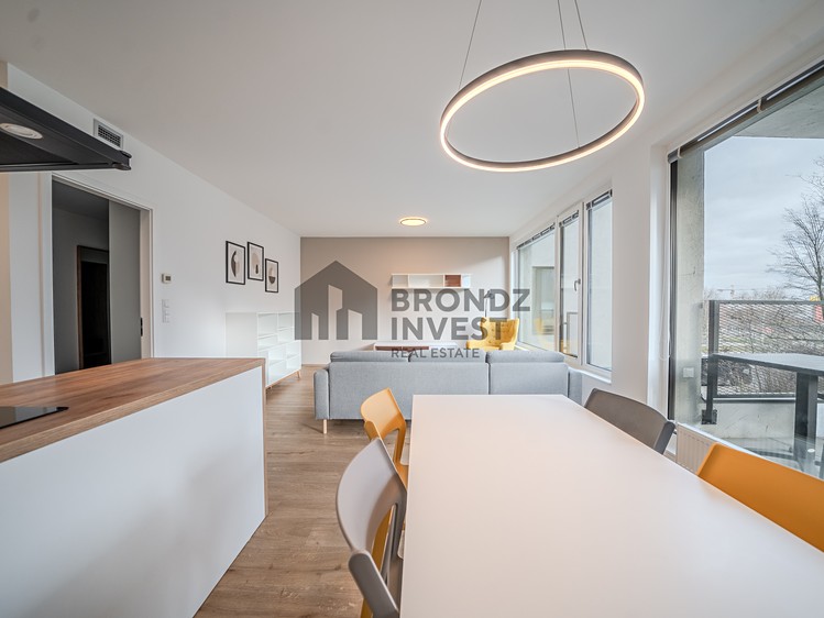 Pronájem bytu 3+kk 90 m² (Jednopodlažní) - foto 4
