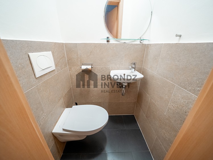 Pronájem bytu 2+kk 50 m² (Jednopodlažní) - foto 8