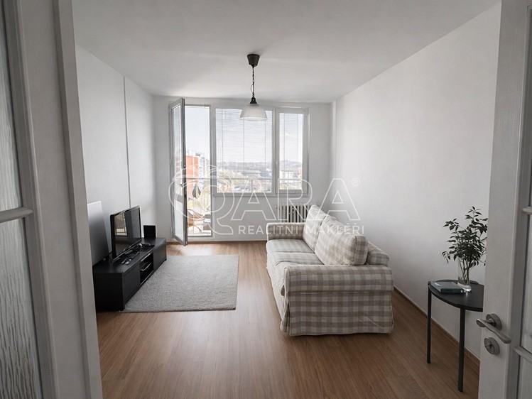 Pronájem bytu 4+1 110 m² (Jednopodlažní) - foto 8