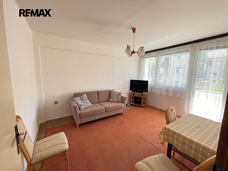 Pronájem bytu 2+1 51 m² - foto 5
