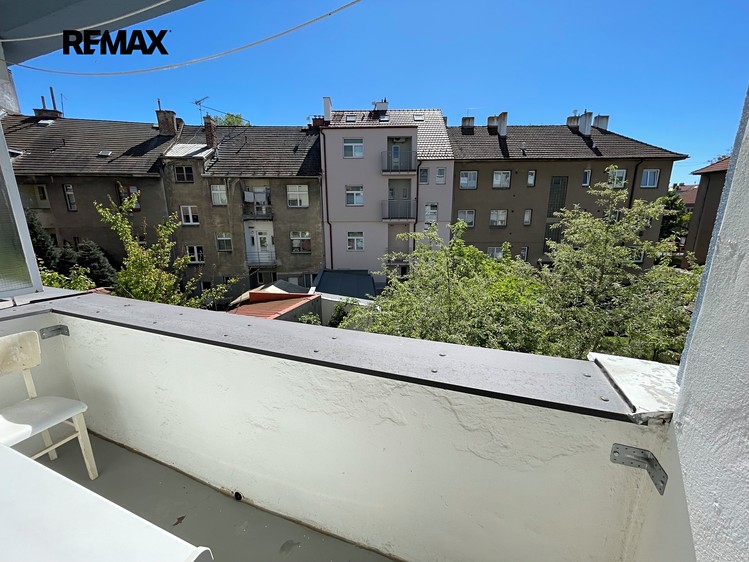 Pronájem bytu 2+1 51 m² - foto 6