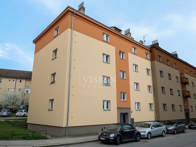 Pronájem bytu 2+1 60 m² (Jednopodlažní) - foto 1