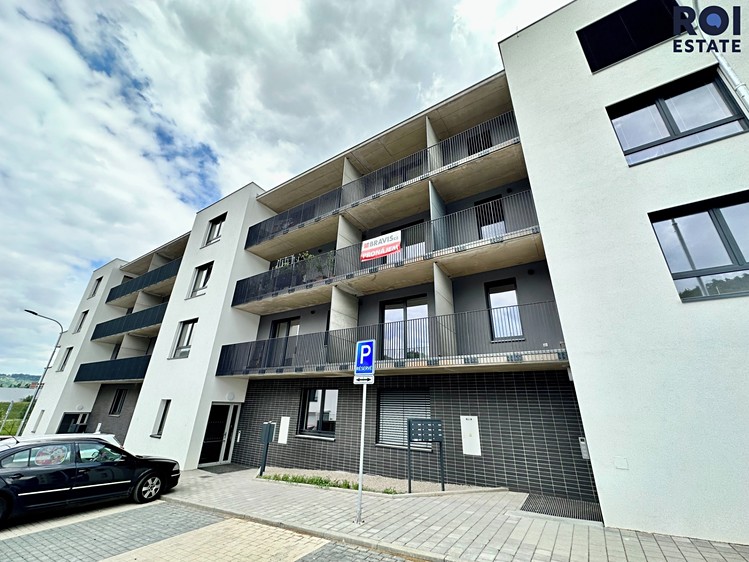 Pronájem bytu 1+kk 33 m² - foto 3