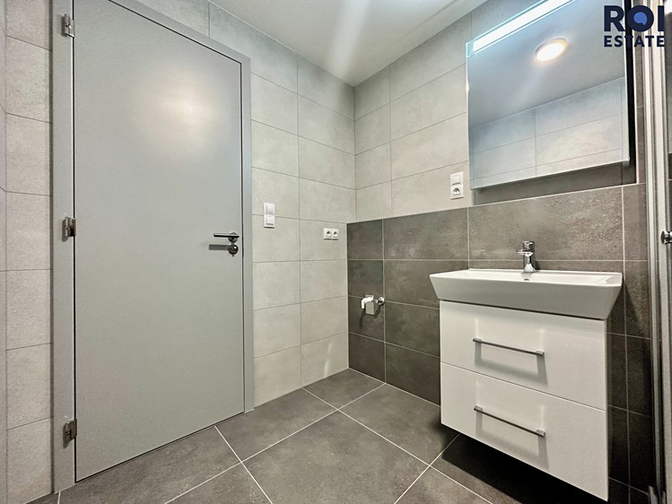 Pronájem bytu 1+kk 33 m² - foto 8