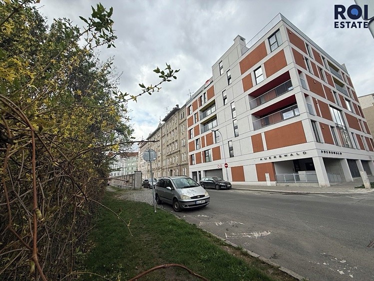 Pronájem bytu 1+kk 29 m² (Jednopodlažní) - foto 2