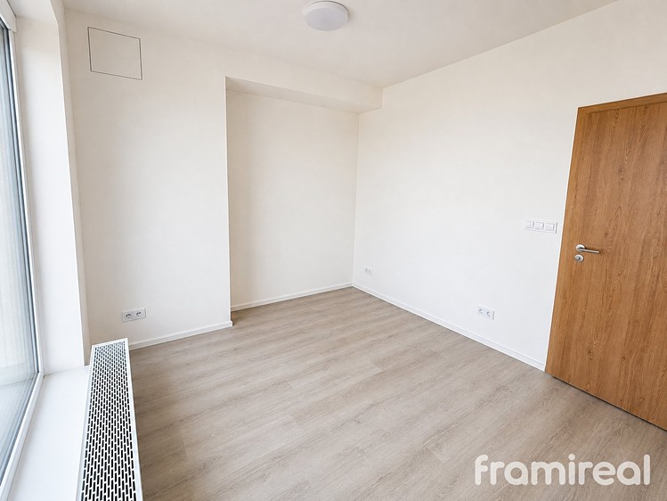 Pronájem bytu 2+kk 39 m² - foto 3