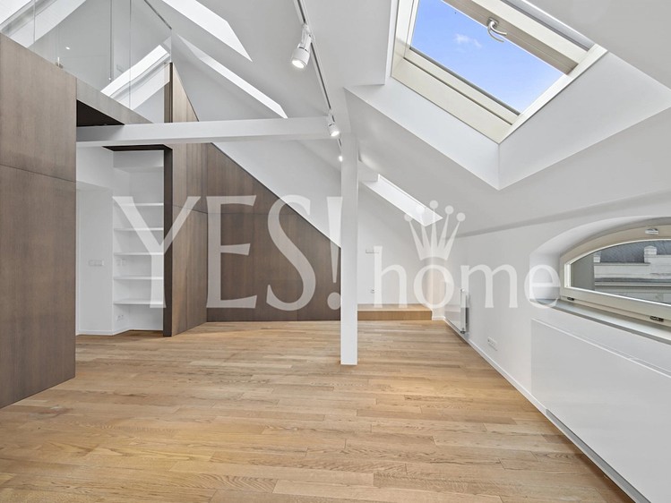 Pronájem bytu 3+1 135 m² - foto 3