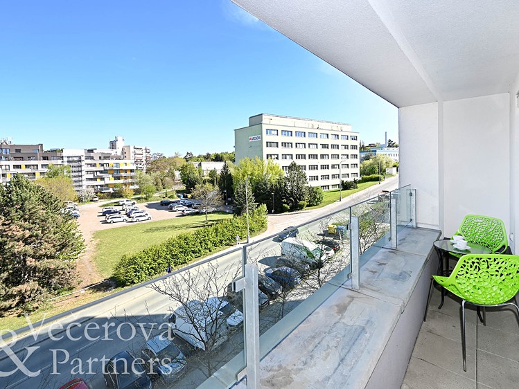 Pronájem bytu 2+kk 43 m² - foto 2